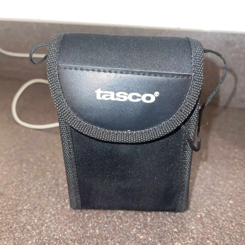Tasco mini Compact Binoculars 10x25 with case